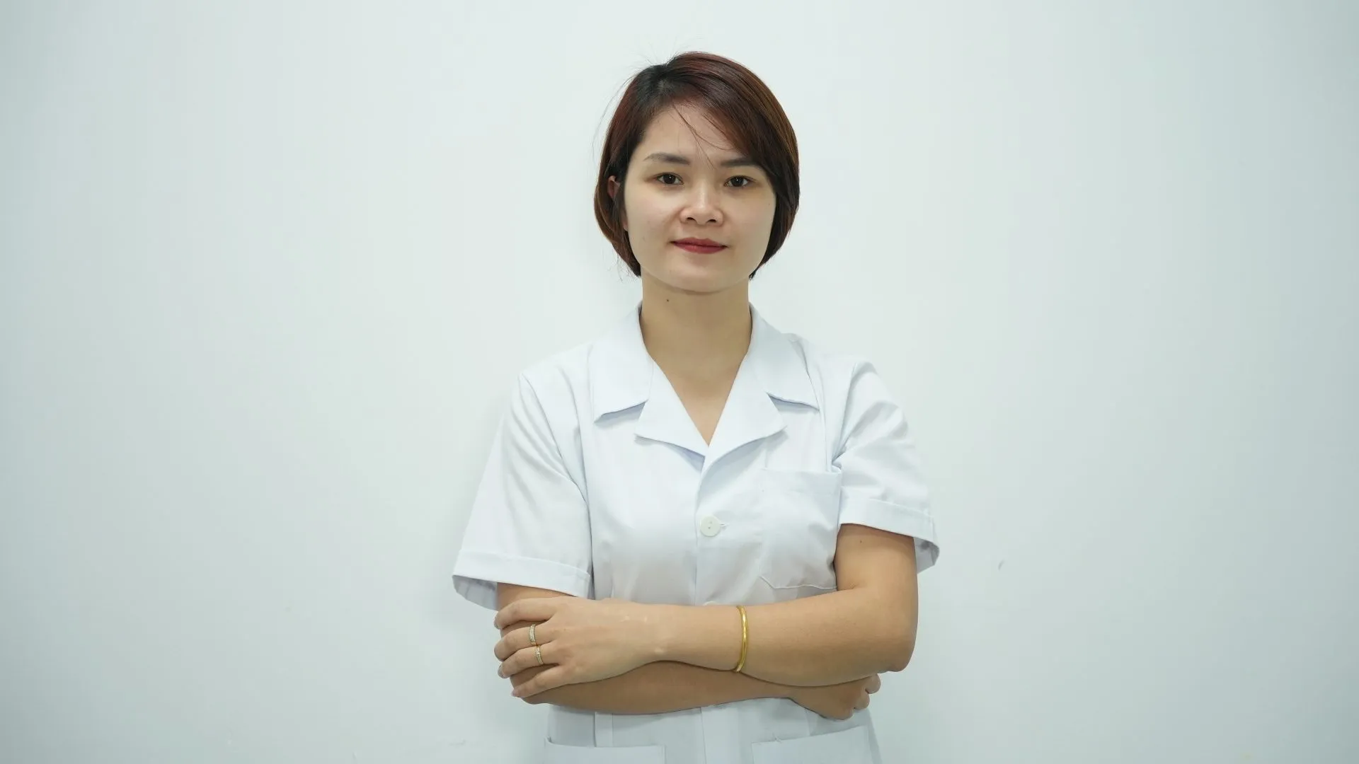 Chân dung Cô Bí - Chuyên gia Lê Thị Dung tại Thiên Ứng Đạo